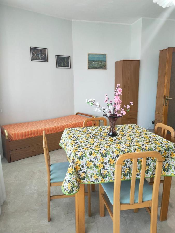 Marina Apartman Silvi Marina Kültér fotó