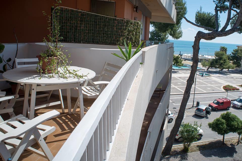 Marina Apartman Silvi Marina Kültér fotó